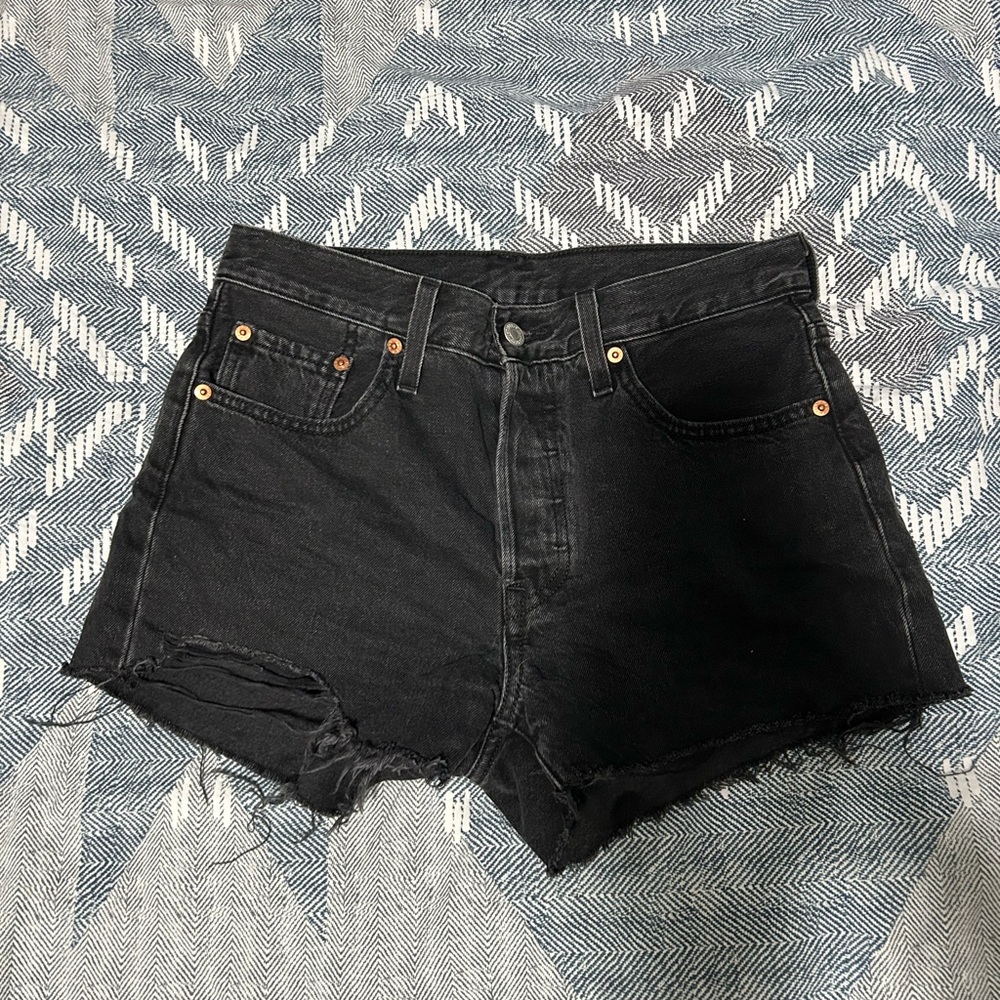 Levi high waisted shorts
